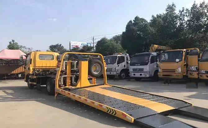 头屯河区汽车中途维修案例
